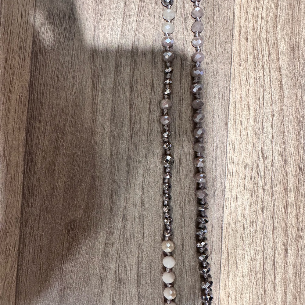 Shell necklace - Picture 2 of 3